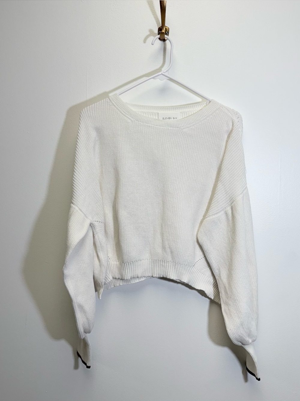 Eleven Six 100% Pima Cotton White Ribbed Black Trim Balloon Sleeve Sweater Large